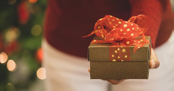 The Complete Guide Memorable Gift Boxes for this Holiday Season to Strengthen Relationships