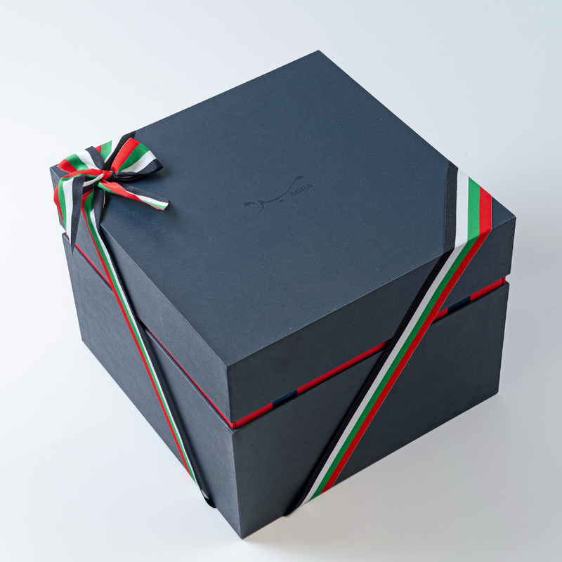 Aziza Gift Box For UAE National